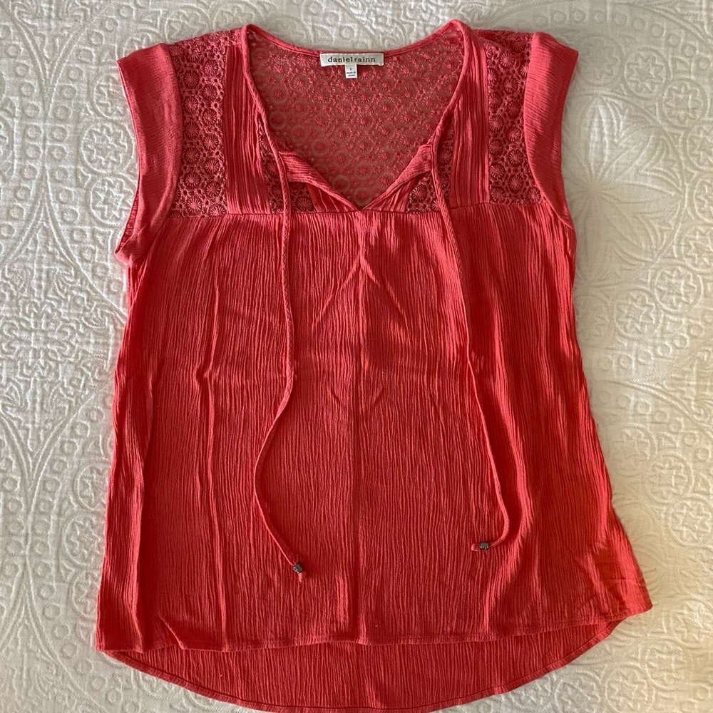 Daniel rainn coral top